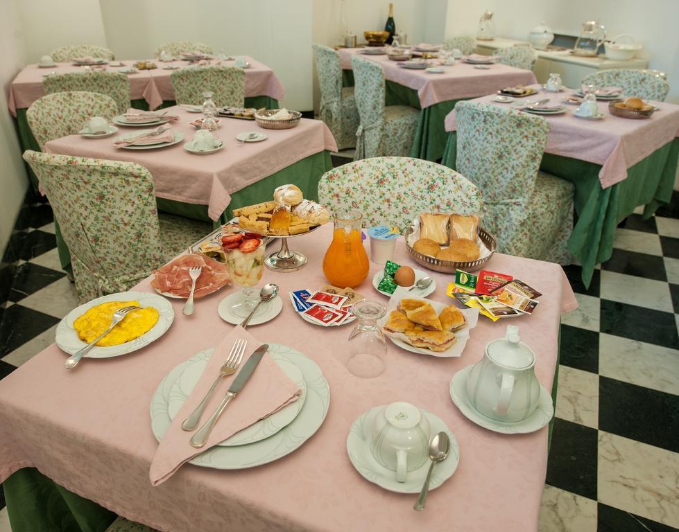Hotel Villa Giulia トルトーナ エクステリア 写真