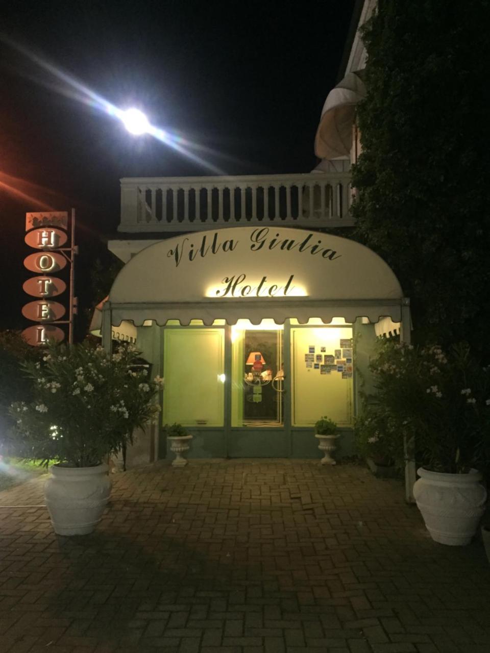 Hotel Villa Giulia トルトーナ エクステリア 写真